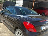 Usado Peugeot 207 CC 120 CV (88 kW) 2009 Negro Descapotable
