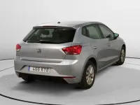 Usado Seat Ibiza Style Plus 115 CV (84 kW) 2019 Gris / plata Utilitario