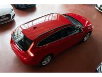 Usado Volvo V60 Momentum 136 CV (100 kW) 2014 Rojo Familiar