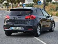 Usado Kia Ceed GT 90 CV (66 kW) 2017 Gris / plata Berlina