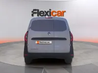 Usado Renault Kangoo 131 CV (96 kW) 2023 Blanco Monovolumen