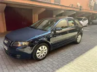 Usado Audi A3 Ambiente 105 CV (77 kW) 2006 Azul Utilitario