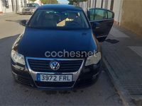 Usado VW Passat Highline 140 CV (102 kW) 2005 Negro Berlina