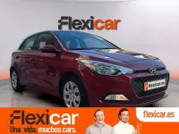 Usado Hyundai i20 101 CV (74 kW) 2017 Rojo Utilitario