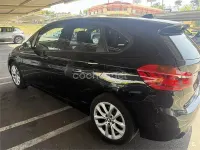Usado BMW 225 Active Tourer iPerformance 224 CV (164 kW) 2021 Negro Monovolumen