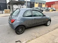 Usado Ford Ka 70 CV (51 kW) 2003 Gris / plata Utilitario
