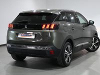 Usado Peugeot 3008 Allure 131 CV (96 kW) 2019 Blanco SUV