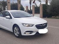 Usado Opel Insignia Selective 136 CV (100 kW) 2019 Blanco Berlina