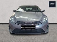 Usado Kia Ceed 100 CV (73 kW) 2025 Gris / plata Utilitario