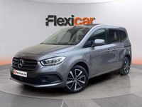 Usado Mercedes T180 116 CV (85 kW) 2023 Gris Monovolumen