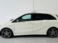 Usado Mercedes B200 AMG line 136 CV (100 kW) 2015 Blanco Monovolumen