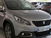 Usado Peugeot 2008 99 CV (72 kW) 2019 Gris artense SUV