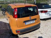 Usado Fiat Panda Easy 69 CV (50 kW) 2017 Naranja Utilitario