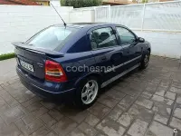 Usado Opel Astra Comfort 100 CV (73 kW) 2000 Azul Berlina