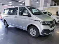 Usado VW Caravelle 150 CV (110 kW) 2024 Gris / plata Van