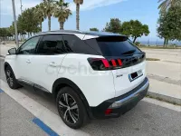 Usado Peugeot 3008 Allure 130 CV (95 kW) 2018 Blanco SUV