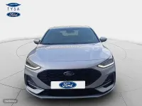 Usado Ford Focus 100 CV (73 kW) 2024 Plateado Berlina