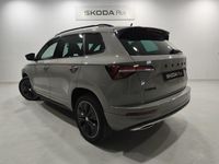 Usado Skoda Karoq SportLine 150 CV (110 kW) 2023 Gris SUV