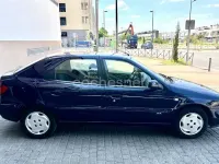 Usado Citroën Xsara Attraction 71 CV (52 kW) 2000 Azul Berlina