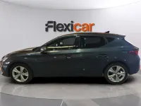 Usado Seat Leon FR 116 CV (85 kW) 2025 Gris Familiar