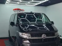 Usado VW Caravelle 150 CV (110 kW) 2023 Negro Van