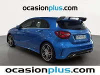 Usado Mercedes A180 AMG line 109 CV (80 kW) 2016 Azul Utilitario