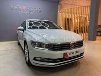 Usado VW Passat Advance 150 CV (110 kW) 2015 Blanco Berlina