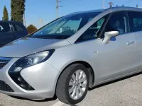 Usado Opel Zafira Tourer Selective 131 CV (96 kW) 2012 Gris Monovolumen