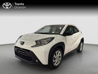 Usado Toyota Aygo X Play 72 CV (52 kW) 2024 Blanco SUV