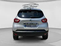 Usado Renault Captur 90 CV (66 kW) 2015 Gris / plata SUV