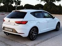 Begagnad Seat Leon FR 150 HK (110 kW) 2019 Vit Sedan