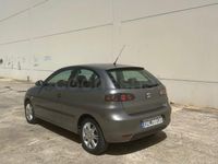 Usado Seat Ibiza 85 CV (62 kW) 2008 Gris / plata Berlina