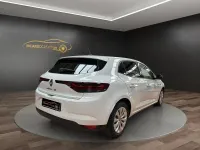 Usado Renault Mégane II Business 115 CV (84 kW) 2021 Blanco Berlina