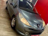 Usado Peugeot 207 90 CV (66 kW) 2006 Azul Berlina