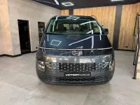 Usado Hyundai Staria 177 CV (130 kW) 2022 Gris / plata Monovolumen