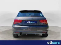 Usado Audi A1 Attraction 95 CV (69 kW) 2015 Marrón Utilitario