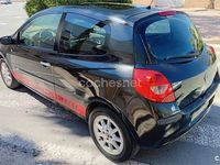 Usado Renault Clio II Dynamique 110 CV (80 kW) 2007 Negro Berlina