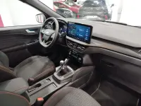 Usado Ford Kuga ST-Line 150 CV (110 kW) 2025 Gris SUV