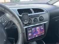 Usado Seat Leon Reference 125 CV (91 kW) 2010 Negro Utilitario