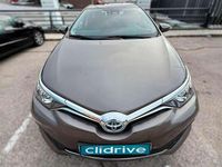 Usado Toyota Auris Hybrid Active 99 CV (72 kW) 2017 Gris Berlina