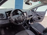 Usado Renault Clio GrandTour Zen 120 CV (88 kW) 2017 Gris / plata Familiar