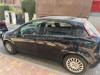 Usado Fiat Punto Easy 75 CV (55 kW) 2014 Negro Utilitario