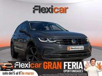 Usado VW Tiguan Life 150 CV (110 kW) 2022 Gris SUV