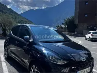 Usado Hyundai i10 N Line 84 CV (61 kW) 2023 Negro Utilitario