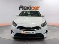 Usado Kia Ceed 136 CV (100 kW) 2023 Blanco Utilitario
