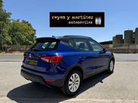 Usado Seat Arona Xperience 110 CV (80 kW) 2021 Azul SUV