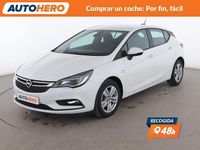 Usado Opel Astra Selective 126 CV (92 kW) 2017 Blanco Berlina