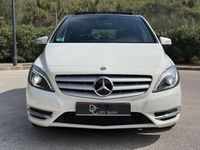 Usado Mercedes B180 122 CV (89 kW) 2012 Blanco Monovolumen