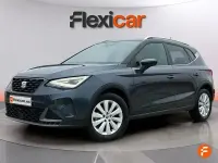 Usado Seat Arona FR 110 CV (80 kW) 2022 Gris SUV