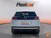 Usado Peugeot 3008 Allure 130 CV (95 kW) 2021 Blanco SUV